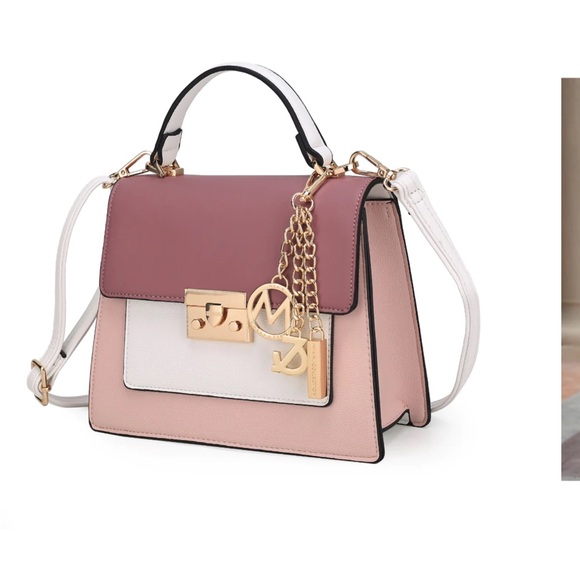 MIA K COLLECTION GOLDTONE BAG CHARM KEYCHAIN - Picture 7 of 8